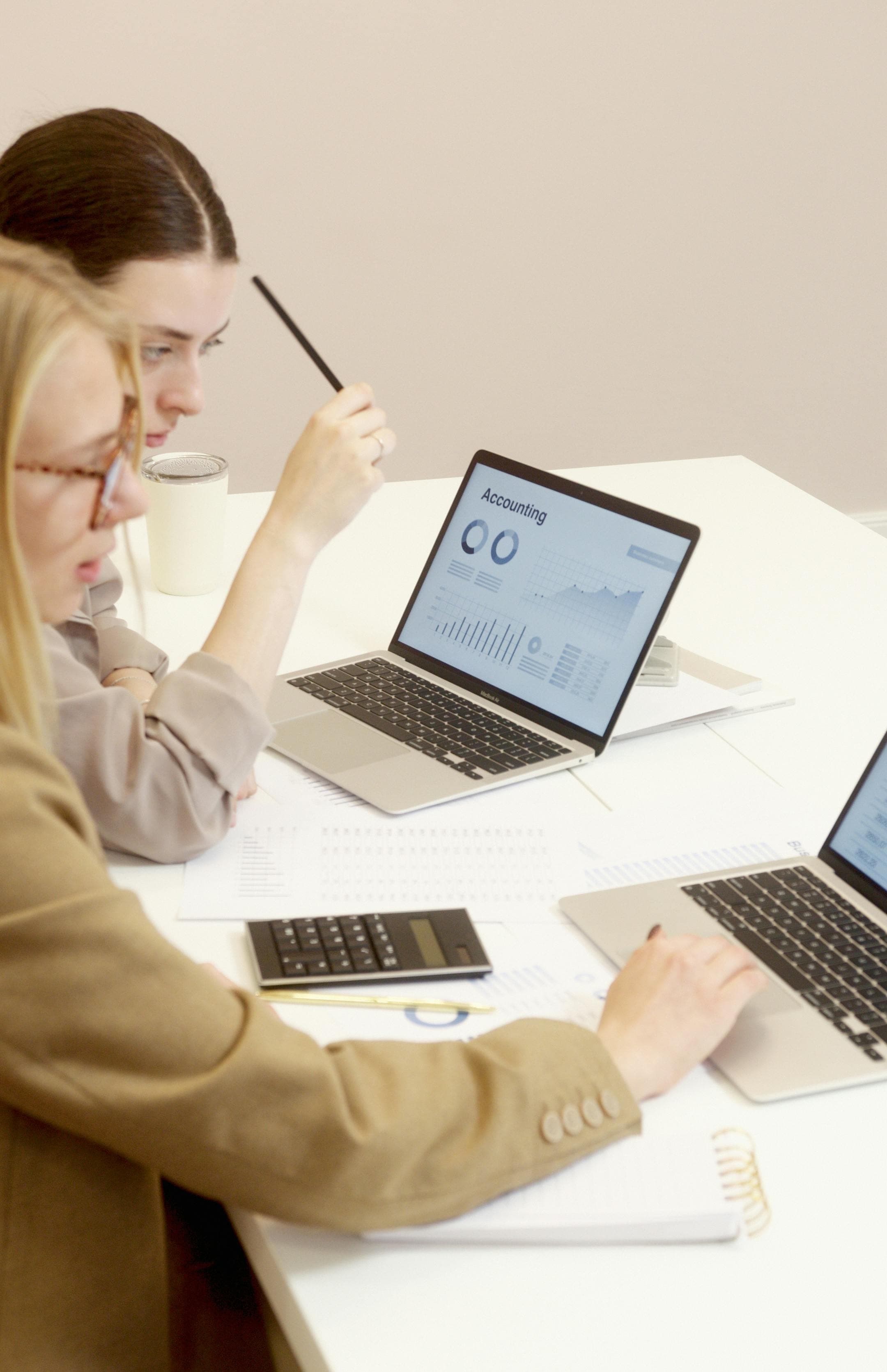 Service Blueprint: From Manual Chaos to Digital Excellence